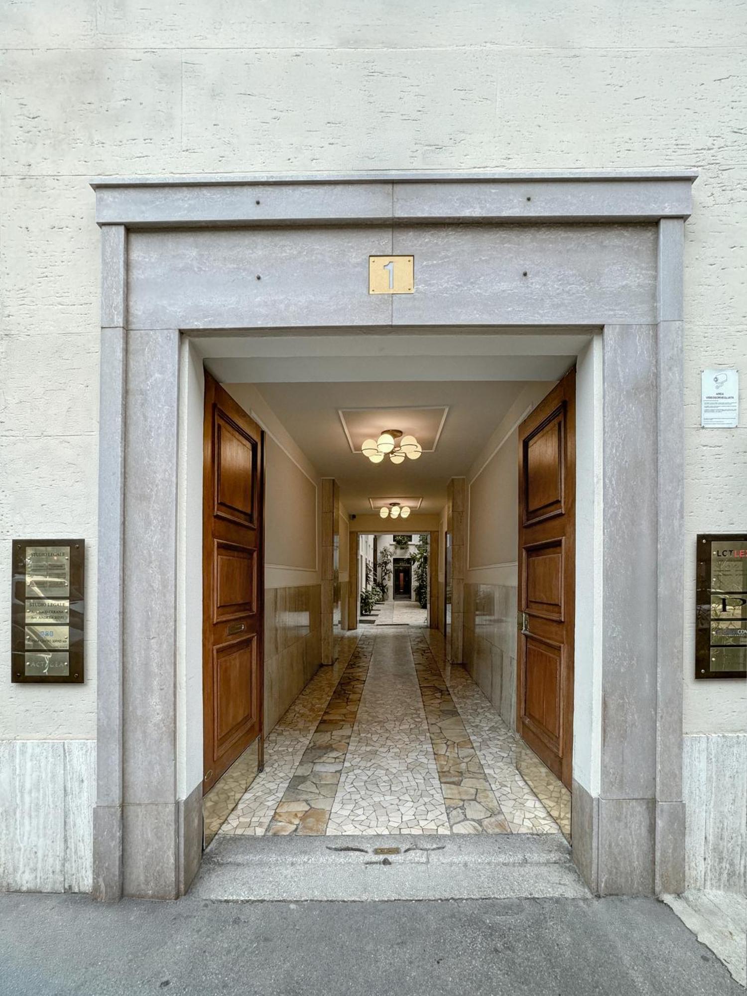 La Nuvola Exclusive - Piazza 5 Giornate - Center Apartment *