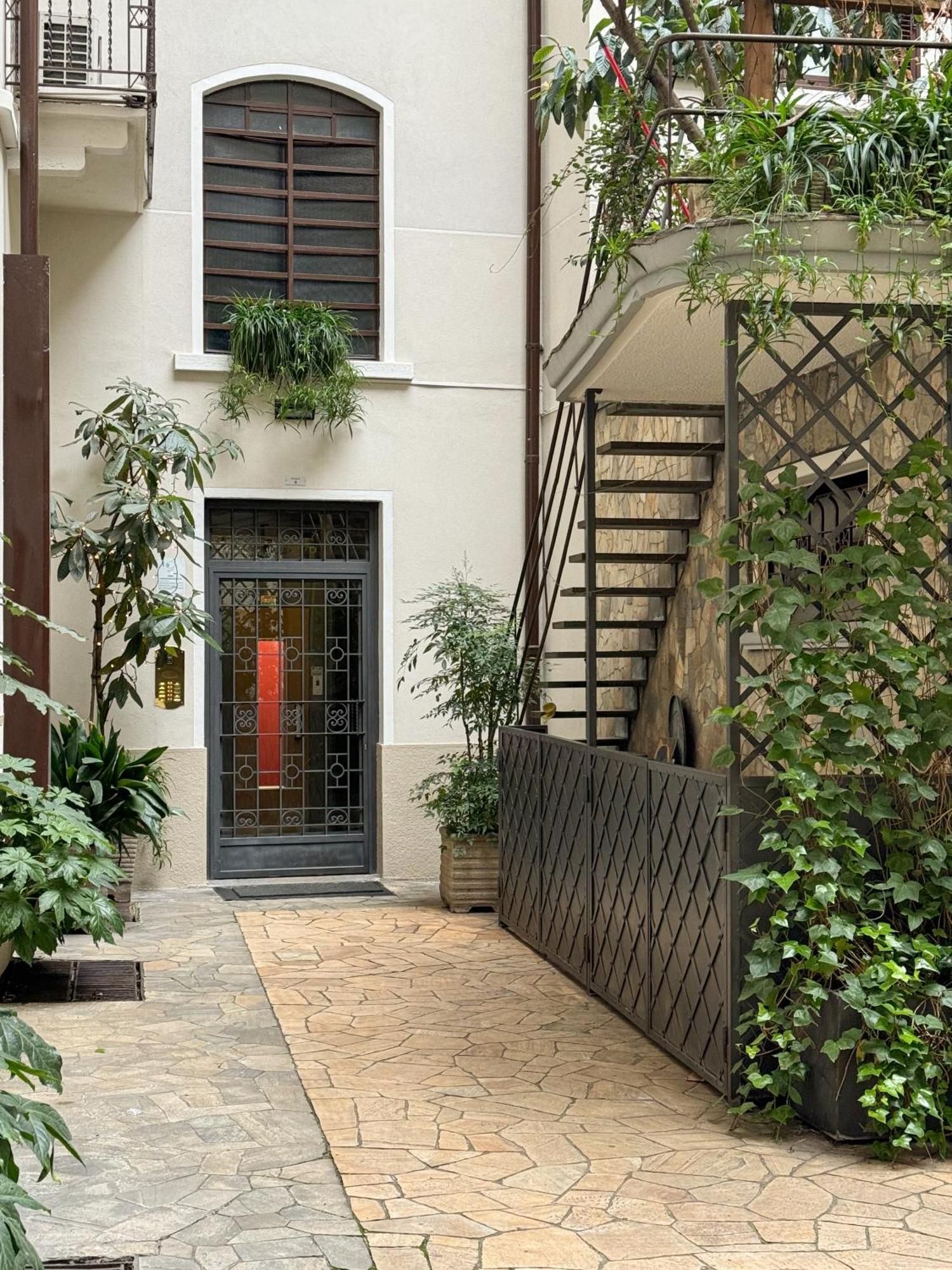 La Nuvola Exclusive - Piazza 5 Giornate - Center